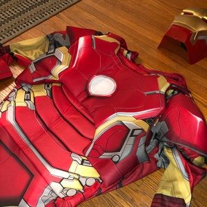 Other - Adult Halloween Costume. Iron Man Body with Helmet Other - Adult Halloween Costume. Iron Man Body with Helmet